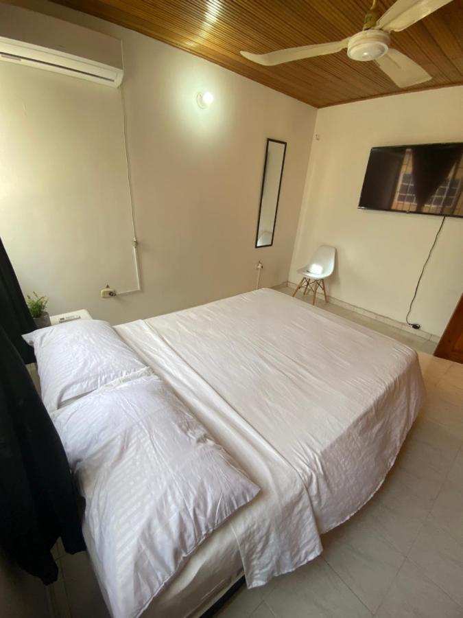 Habitaciones Cerca Al Aeropuerto 2 Cartagena Exterior foto